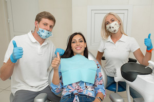 Первый приём стоматолога бесплатно